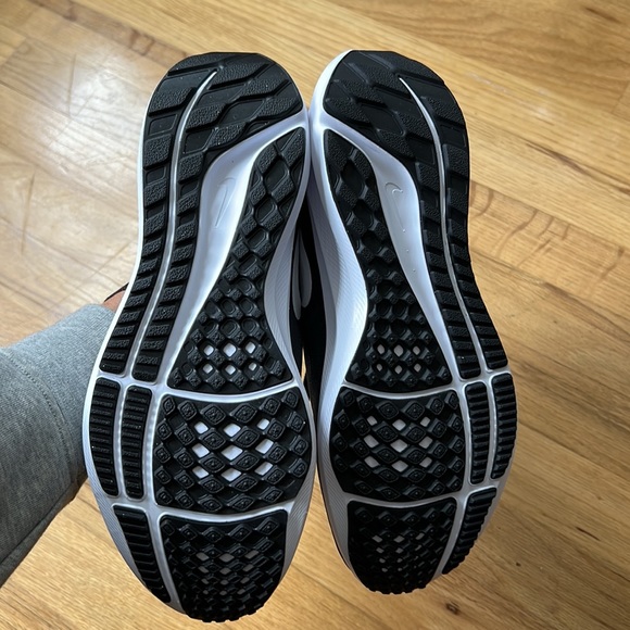 Nike Pegasus 39 Running Shoe - Picture 3 of 4